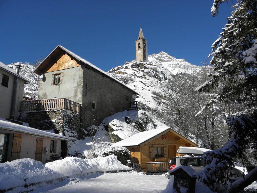 Gite Auberge Les Terres Blanches De Meolans Zewnętrze zdjęcie