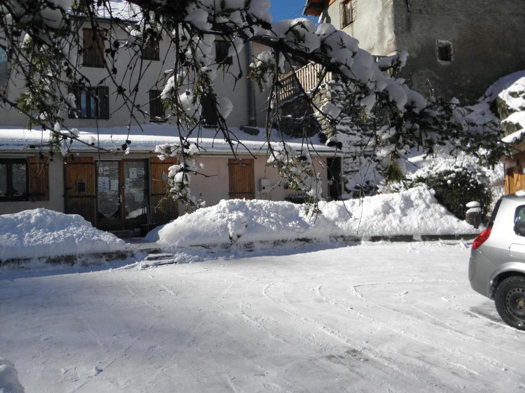 Gite Auberge Les Terres Blanches De Meolans Zewnętrze zdjęcie