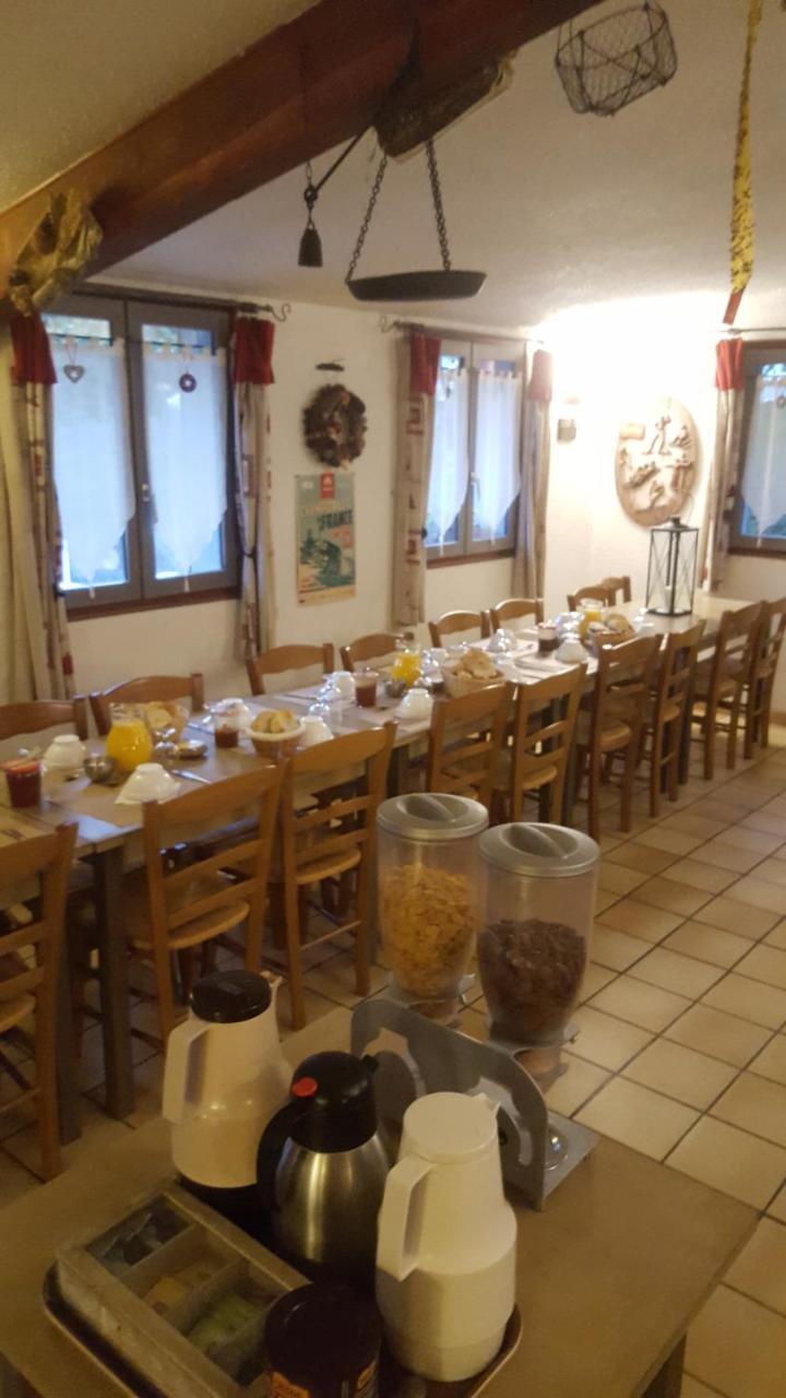 Gite Auberge Les Terres Blanches De Meolans Zewnętrze zdjęcie